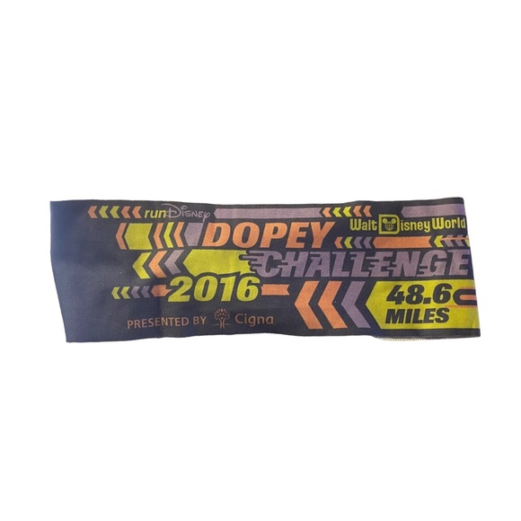 2016 Disney runDisney Walt Disney World Dopey Challenge 48.6 Bondi Band Headband - Picture 2 of 3